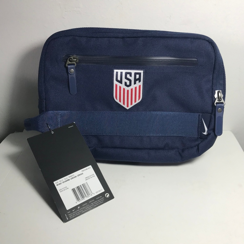 Rare Nike Team USA Soccer Player Issued Travel Bag